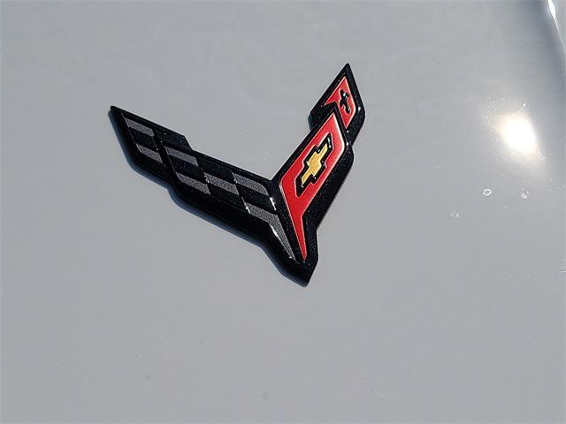 Photo of 2023 Arctic White Chevrolet Corvette