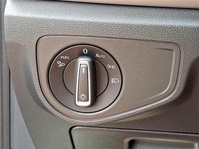 Photo of 2023 Gray Volkswagen Atlas Cross Sport