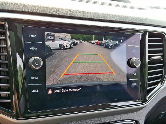 Photo of 2023 Gray Volkswagen Atlas Cross Sport