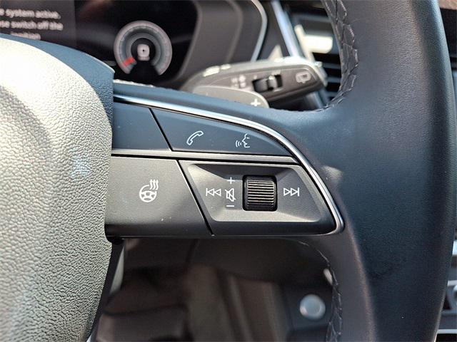 Photo of 2022 Black Metallic Audi Q5
