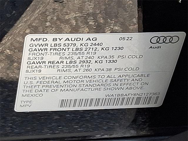 Photo of 2022 Black Metallic Audi Q5