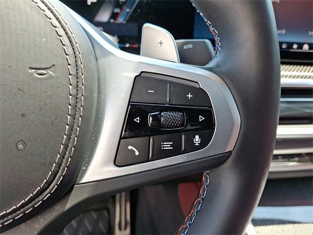 Photo of 2025 Black Sapphire Metallic BMW X6