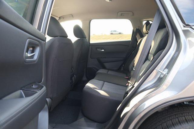 Photo of 2026 Gun Metallic Nissan Rogue