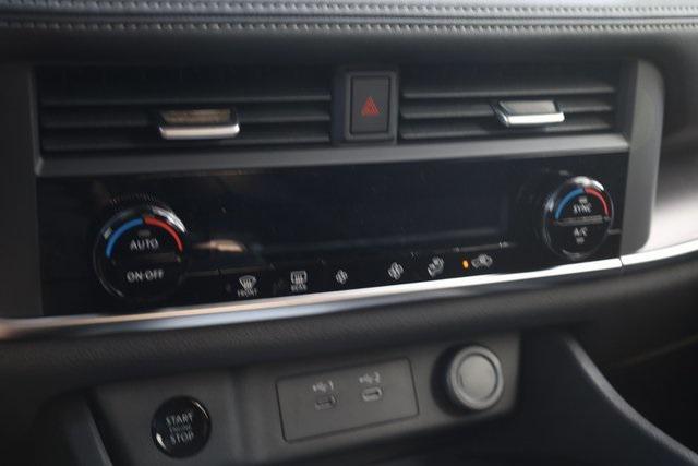Photo of 2026 Gun Metallic Nissan Rogue