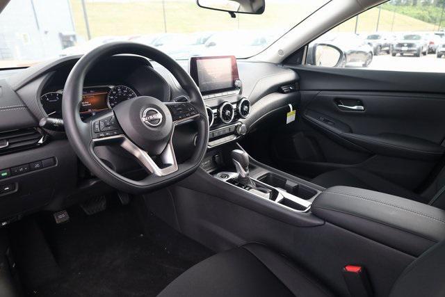 Photo of 2025 Gun Metallic Nissan Sentra