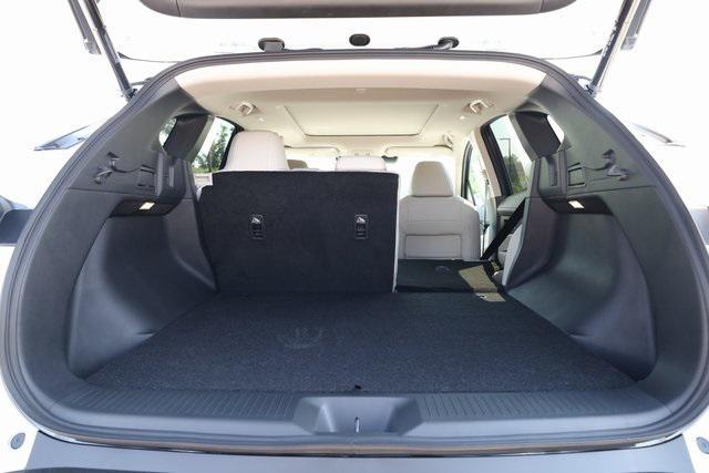 Photo of 2025 Everest White Pearl Tricoat Nissan Murano