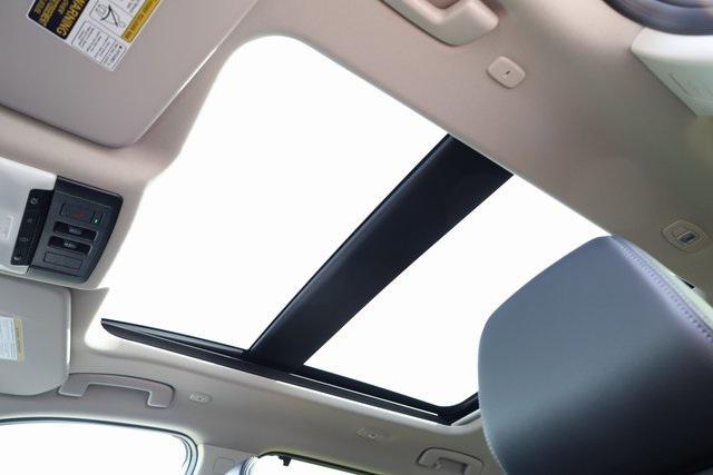 Photo of 2025 Gun Metallic Nissan Rogue