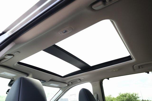 Photo of 2025 Gun Metallic Nissan Rogue