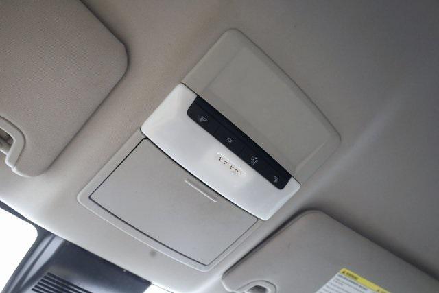 Photo of 2020 Super Black Clearcoat Nissan Altima