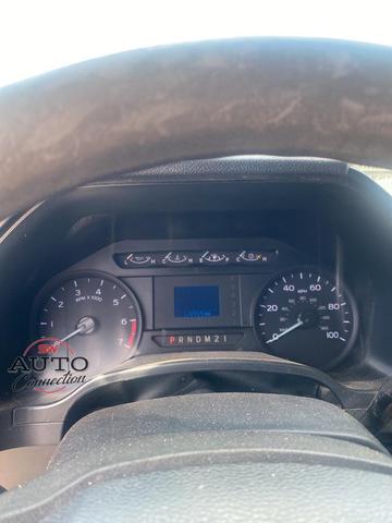 Photo of 2019 Oxford White Ford F-250