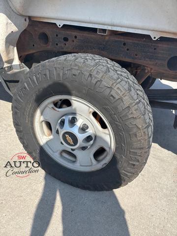 Photo of 2017 Summit White Chevrolet Silverado 2500