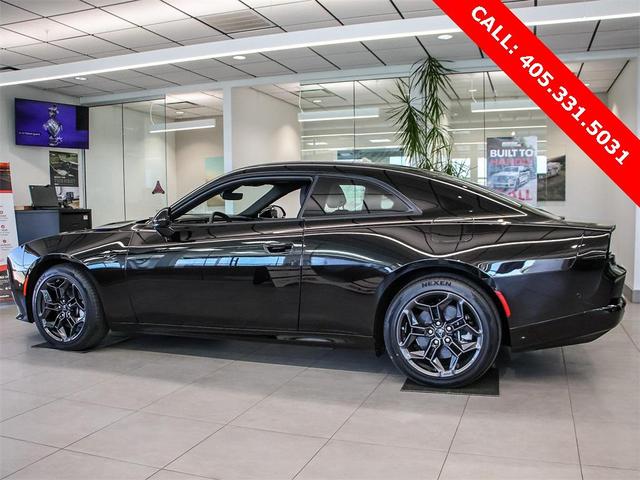Photo of 2025 Diamond Black Crystal Pearlcoat Dodge Charger Daytona