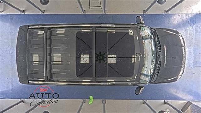 Photo of 2019 Magnetic Ford Expedition
