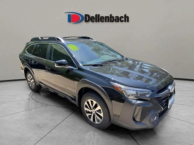 Photo of 2025 Crystal Black Silica Subaru Outback