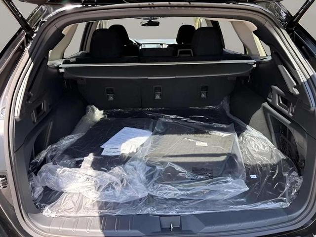 Photo of 2025 Crystal Black Silica Subaru Outback