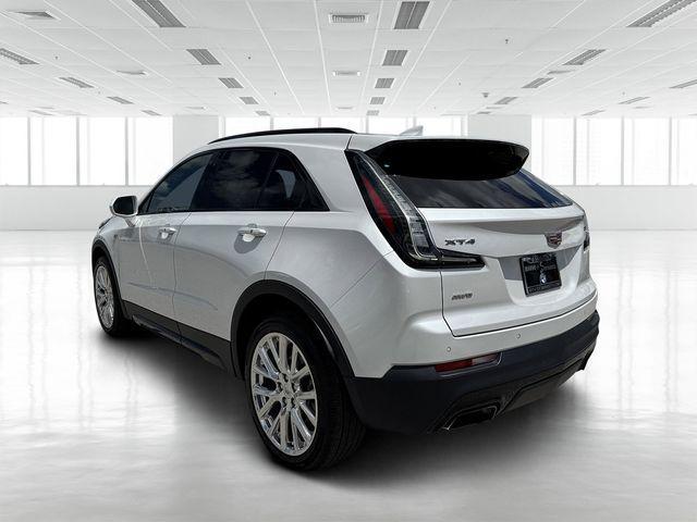 Photo of 2019 Crystal White Tricoat Cadillac XT4