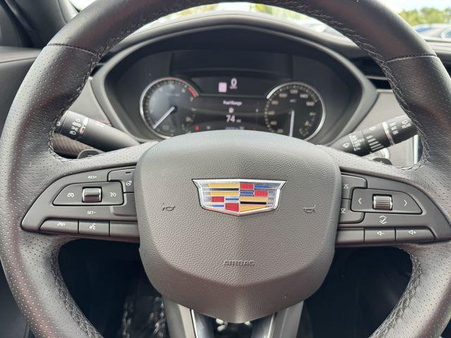 Photo of 2019 Crystal White Tricoat Cadillac XT4