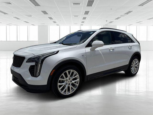 Photo of 2019 Crystal White Tricoat Cadillac XT4