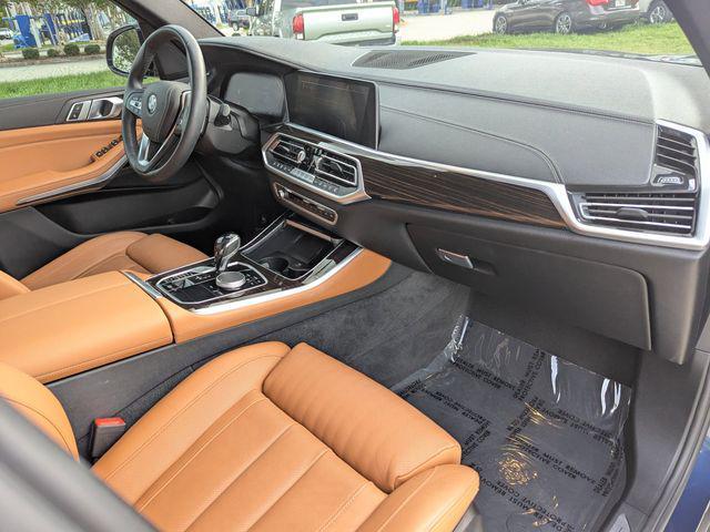 Photo of 2021 Blue Metallic BMW X5