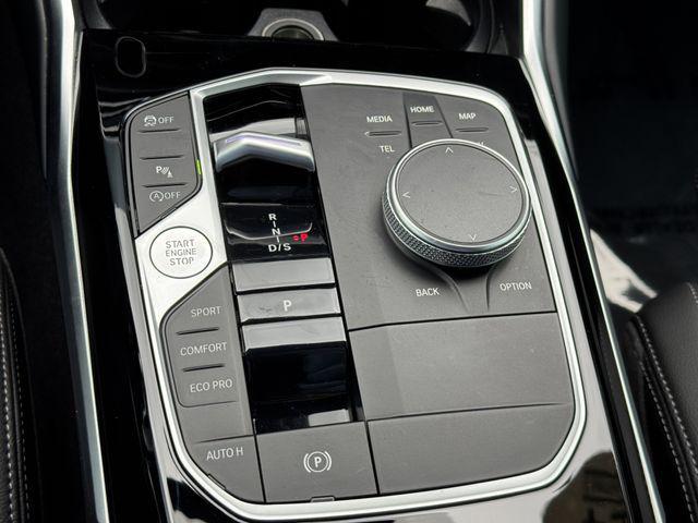 Photo of 2024 Phytonic Blue Metallic BMW 330