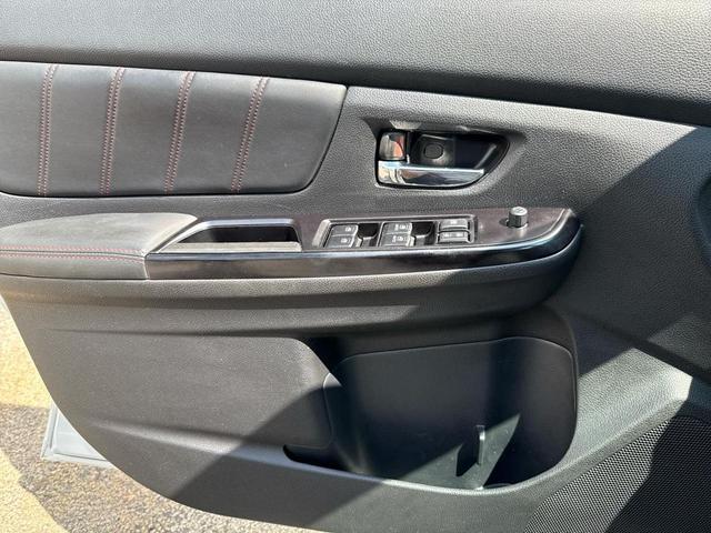 Photo of 2019 Pearl White Subaru WRX