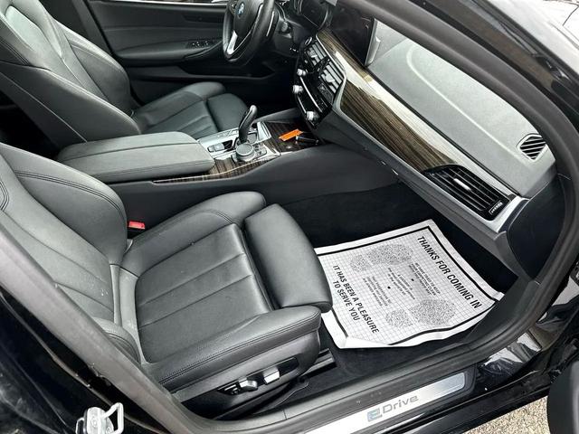 Photo of 2019 Black BMW 530e