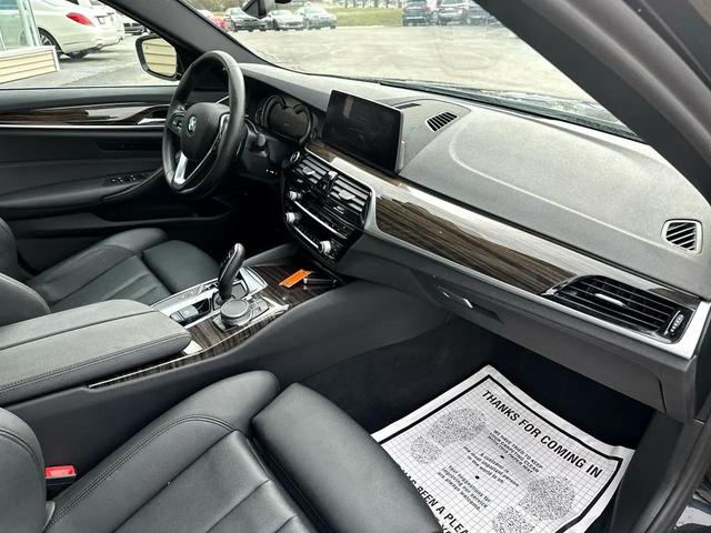Photo of 2019 Black BMW 530e
