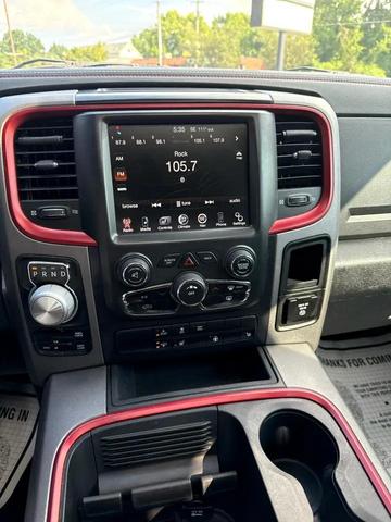Photo of 2015 Black RAM 1500