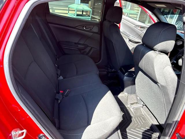 Photo of 2018 Red Honda Civic