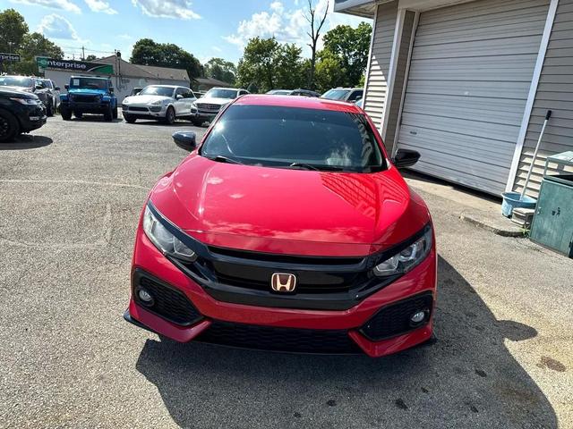 Photo of 2018 Red Honda Civic
