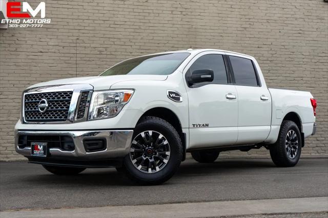 2017 Nissan Titan