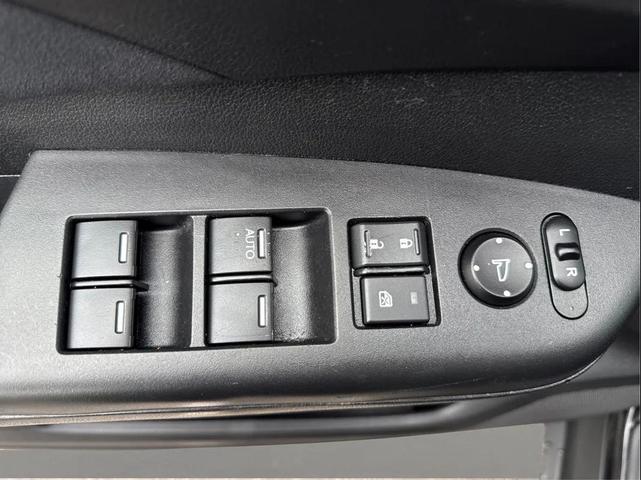 Photo of 2013 Crystal Black Pearl Honda CR-V