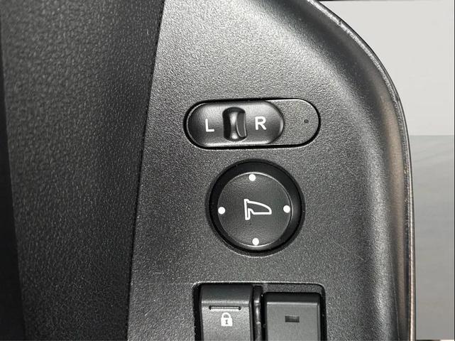 Photo of 2013 Crystal Black Pearl Honda CR-V