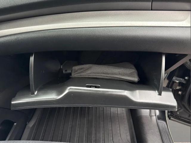 Photo of 2013 Crystal Black Pearl Honda CR-V