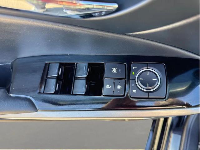 Photo of 2016  Lexus IS 300