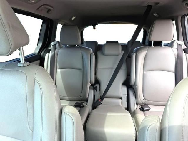 Photo of 2019 Lunar Silver Metallic Honda Odyssey