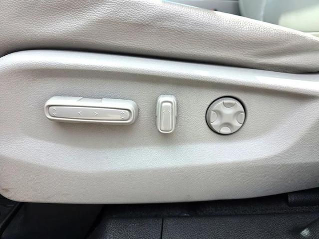 Photo of 2019 Lunar Silver Metallic Honda Odyssey