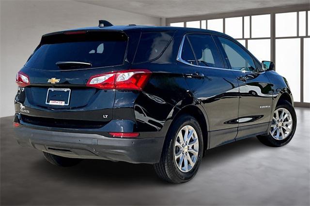 Photo of 2019 Mosaic Black Metallic Chevrolet Equinox