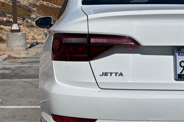 Photo of 2020 Pure White Volkswagen Jetta