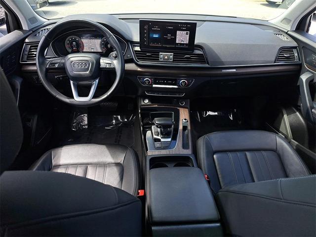 Photo of 2023 Ibis White Audi Q5
