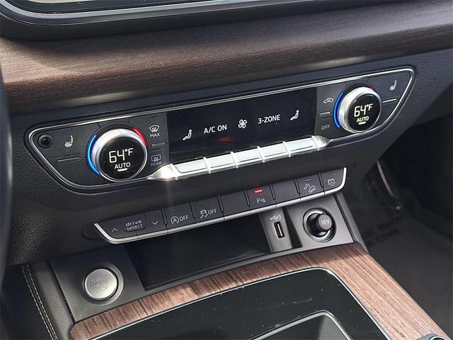 Photo of 2023 Ibis White Audi Q5