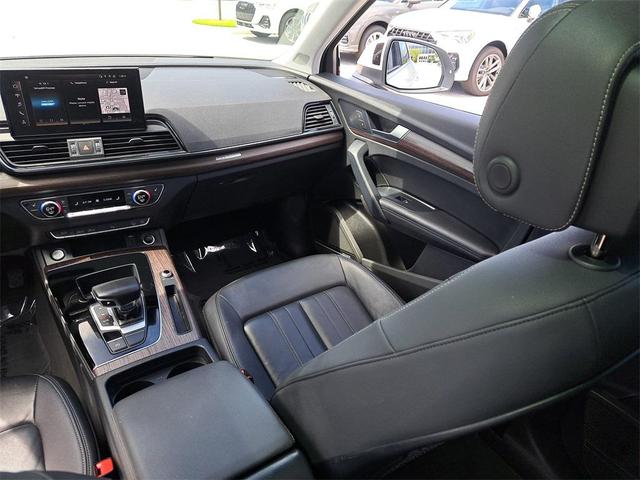 Photo of 2023 Ibis White Audi Q5