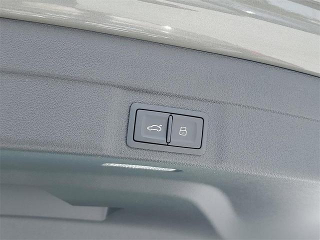 Photo of 2025 Chronos Gray Metallic Audi A5