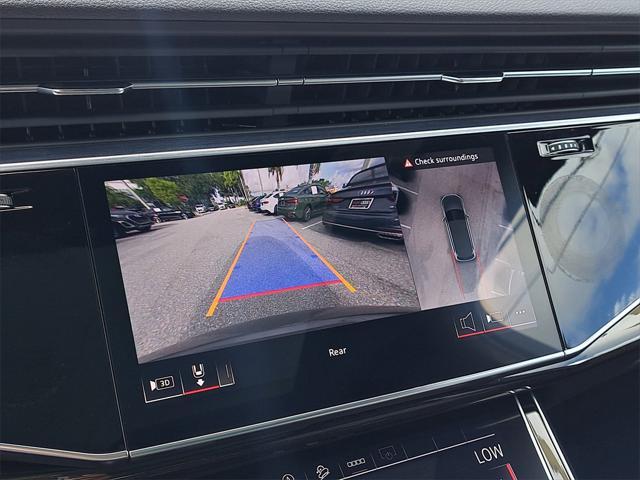 Photo of 2025 Samurai Gray Metallic Audi Q7
