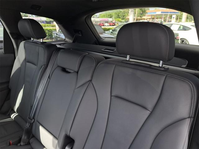 Photo of 2025 Samurai Gray Metallic Audi Q7