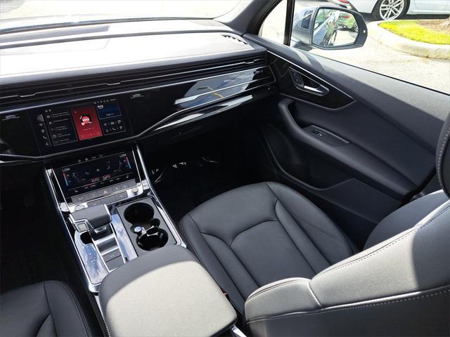 Photo of 2025 Samurai Gray Metallic Audi Q7
