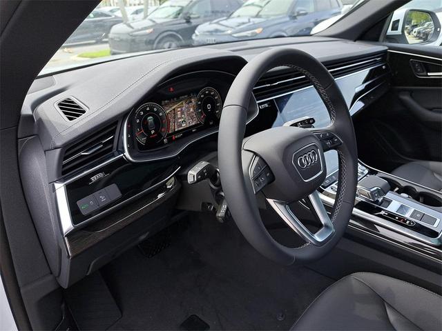 Photo of 2025 Glacier White Metallic Audi Q8