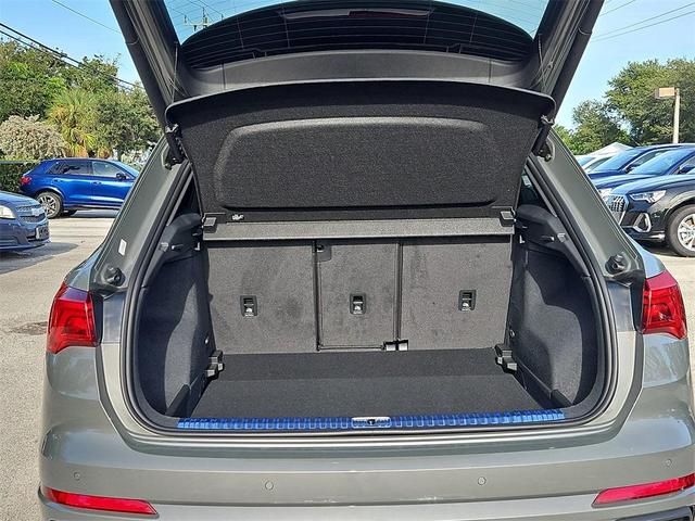 Photo of 2025 Chronos Gray Metallic Audi Q3