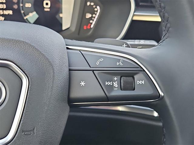 Photo of 2025 Chronos Gray Metallic Audi Q3