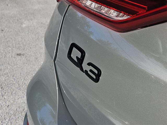 Photo of 2025 Chronos Gray Metallic Audi Q3